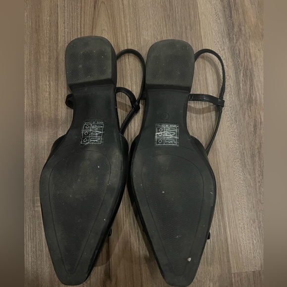 Flats great condition. - Picture 2 of 2